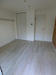 キンダーホープ若葉 1階1Kのリビング/ダイニング