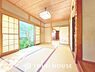 室内：お家時間を穏やかに過ごせる寛ぎの空間です。居心地の良さを実感して頂けるお部屋となっております。