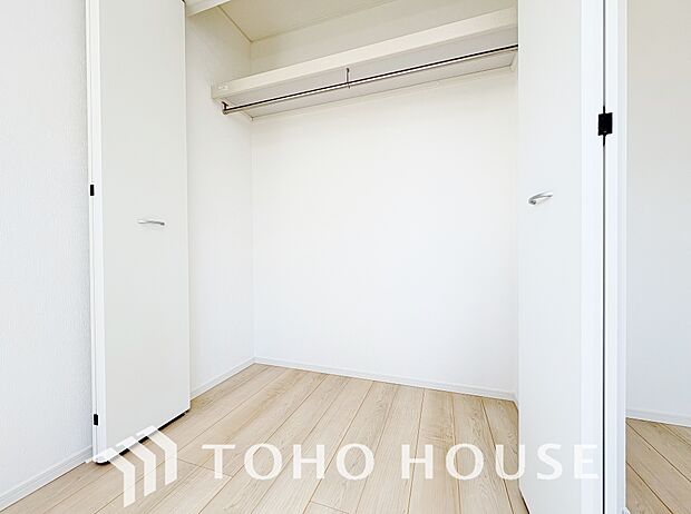 少しでも空いているスペースを収納にすることで、無駄のない空間を演出しております。