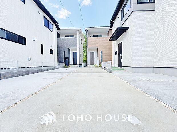 自転車やバイクなど、ゆとりのある敷地で置き場所に困ることはないでしょう。