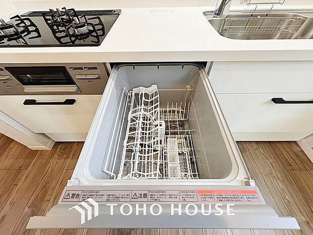 通常の手洗いでは使用出来ない高温のお湯や高圧水流を使う事により汚れを効果的に落とすことができます。