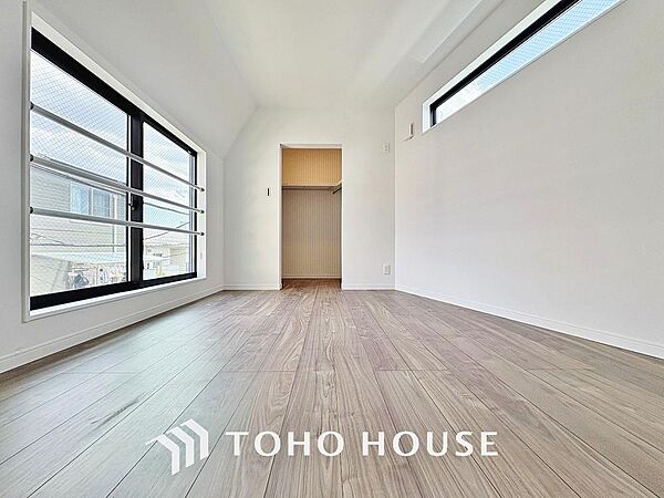 洋室を拡大表示