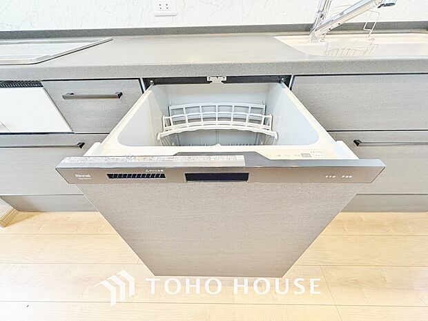 通常の手洗いでは使用出来ない高温のお湯や高圧水流を使う事により汚れを効果的に落とすことができます。