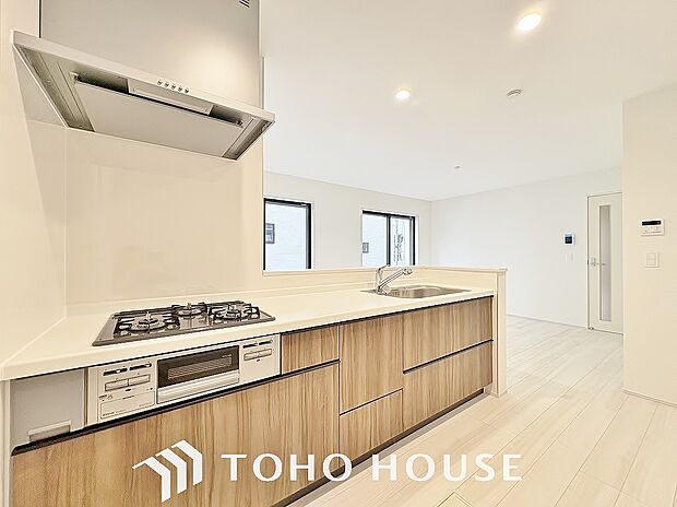 キッチンの収納は、デッドスペースになりやすい箇所を有効活用できる収納を採用しました。