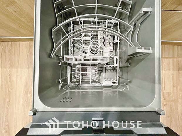 通常の手洗いでは使用出来ない高温のお湯や高圧水流を使う事により汚れを効果的に落とすことができます。