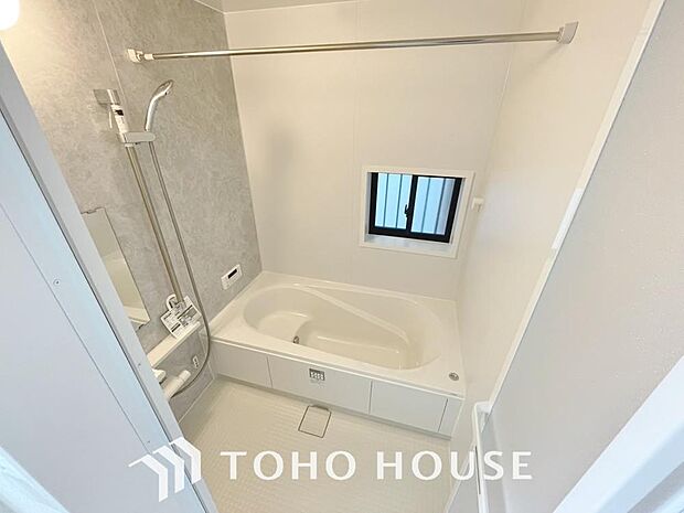 疲れを癒す、快適で清潔な空間で心も体もオフになるリラックスタイムをお楽しみください。