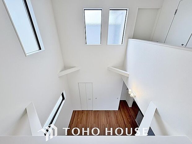 一日の中で多くの時間を過すことになる住まいだからこそ、いつも穏やかな空間であるように心掛けています。