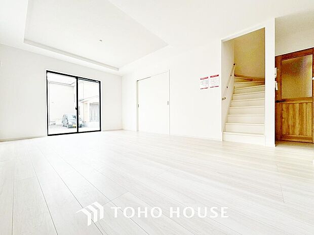 ここにはみんなが集い、食事と楽しい会話が始まる。そんな幸せを感じさせてくれる場所でありたい。