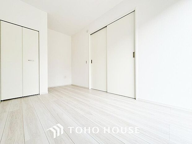 お家時間を穏やかに過ごせる寛ぎの空間です。居心地の良さを実感して頂けるお部屋となっております。