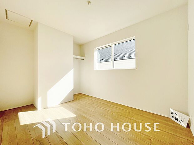 生活感を感じない空間では落ち着く事はできません。絶妙な雰囲気、配色、素材感を意識してコーディネート。