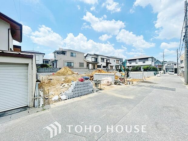 四季折々の変化を楽しめる心地よい場所。時間の経過と共に味わいが出る素敵な空間へ。