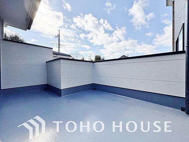 日が昇り、そして沈んでゆく・・・自分の住む家が愛おしくなっていく。