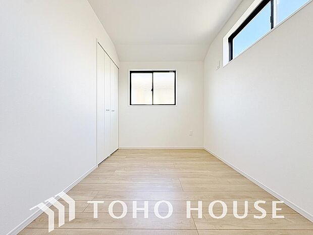 生活感を感じない空間では落ち着く事はできません。絶妙な雰囲気、配色、素材感を意識してコーディネート。