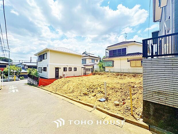 四季折々の変化を楽しめる心地よい場所。時間の経過と共に味わいが出る素敵な空間へ。