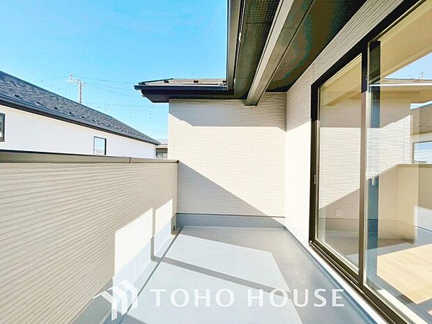 日が昇り、そして沈んでゆく・・・自分の住む家が愛おしくなっていく。