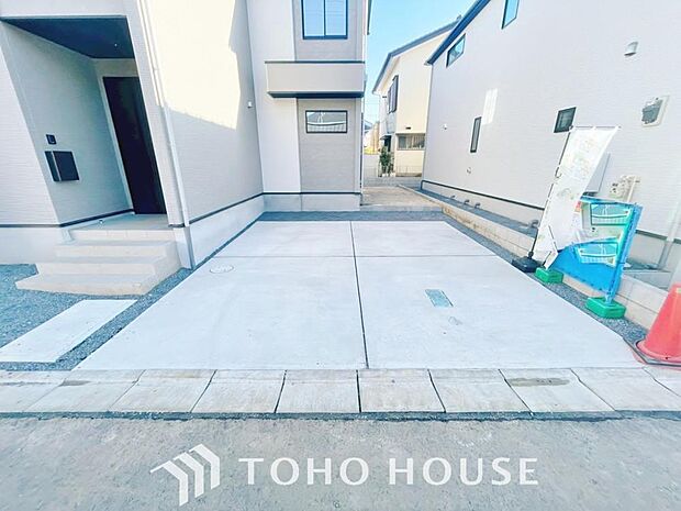 自転車やバイクなど、ゆとりのある敷地で置き場所に困ることはないでしょう。