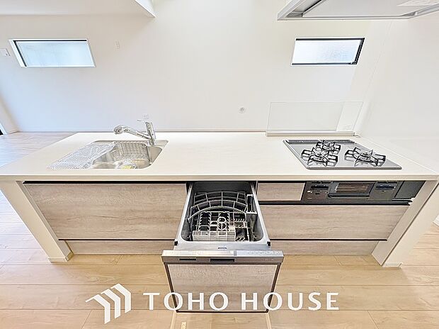 キッチンの収納は、デッドスペースになりやすい箇所を有効活用できる収納を採用しました。