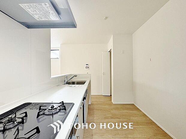 使いやすくスタイリッシュなキッチンには、料理の為の配慮を散りばめられた仕様です。