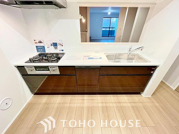 お料理の上手な方が、独壇場でお料理の腕を披露するスタイルに向いているキッチンです。