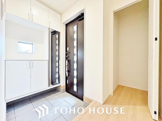 清潔感が溢れ、訪れる者すべてを「安らぎ」と「充実」で包み込みます。