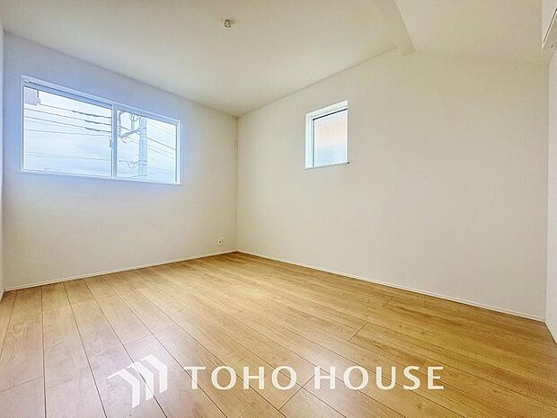 暖色系の照明は、心理的にも落ち着きを得られやすいそうです。