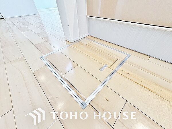 床下収納は収納スペースだけでなく、お住まいを点検する上での大事な部分となっております。