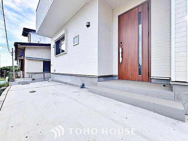 自転車やバイクなど、ゆとりのある敷地で置き場所に困ることはないでしょう。