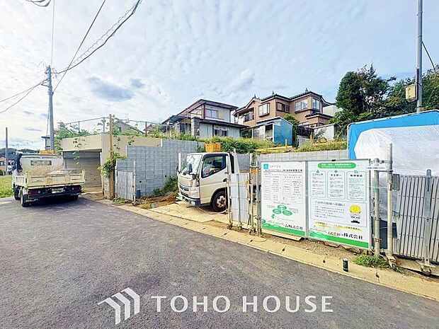 四季折々の変化を楽しめる心地よい場所。時間の経過と共に味わいが出る素敵な空間へ。