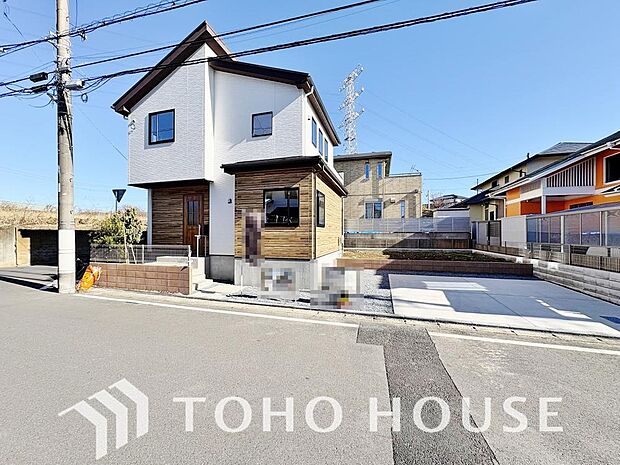 実際に生活する側に立って設計した工夫が要所要所に感じられるキメ細やかさがこの邸の魅力の一つです。