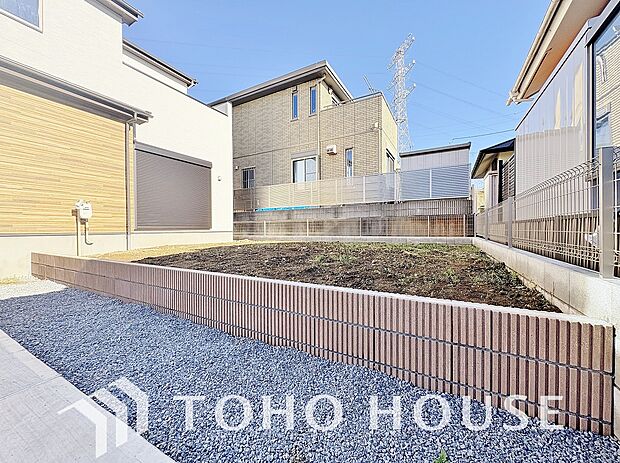 日当たりも良く、家庭菜園や植栽を育てるのに適したお庭はこれからの生活に緑という癒しを与えてくれます。