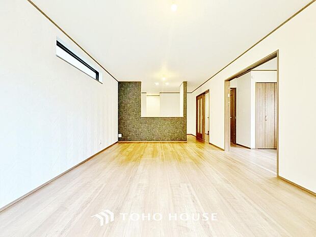 ホワイトナチュラルのテイストが、自然体で過ごせる心地良さを生み出しています。