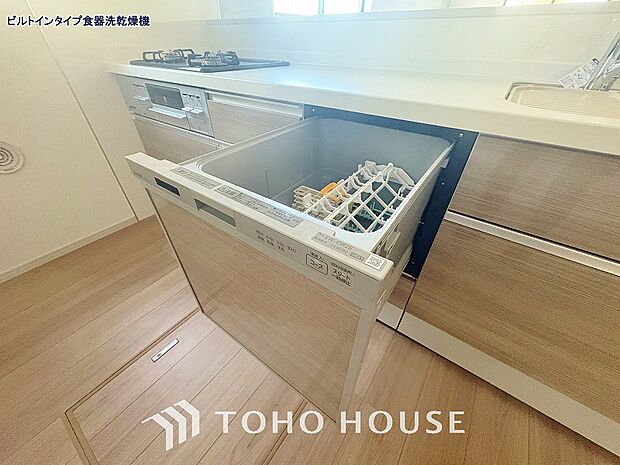 通常の手洗いでは使用出来ない高温のお湯や高圧水流を使う事により汚れを効果的に落とすことができます。