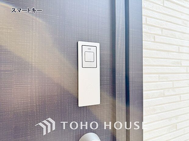 ボタンやカードひとつで鍵の施錠・解錠が出来ます。補助錠として鍵穴のない電子錠を選ぶ方も増加中。