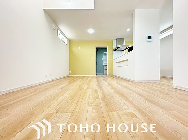 家族皆が集まる場所だからこそ、一番明るく使い勝手のいい空間に仕上げております。