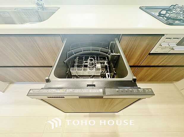 (同仕様写真)通常の手洗いでは使用出来ない高温のお湯や高圧水流を使う事により汚れを効果的に落とすことができます。