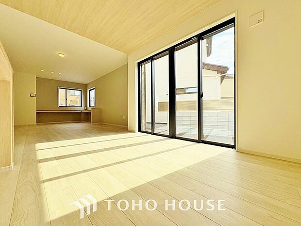 インティメイトなくつろぎを愉しむリビングルームは和やかな憩いの場となります。