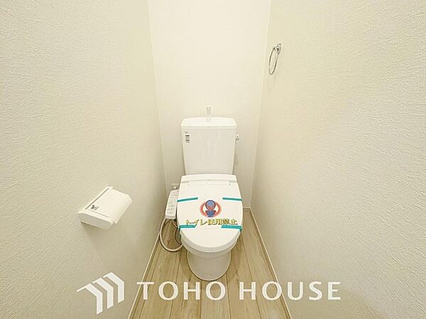 お掃除もラクラクな節水型トイレを設置