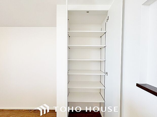 パントリーは食品庫として使われるほか、災害時の非常食の置き場所としても非常に便利です！