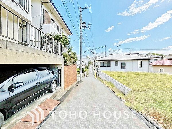 季節感を演出する多彩な樹木と豊かな彩りが重なり、心地よい場所となることでしょう。