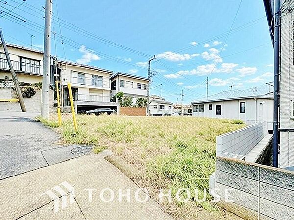 四季折々の変化を楽しめる心地よい場所。時間の経過と共に味わいが出る素敵な空間へ