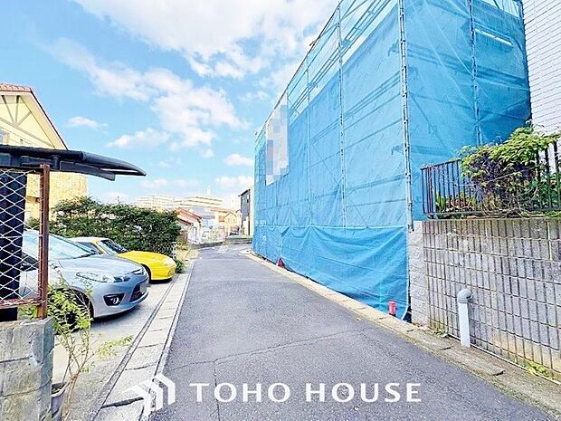 四季折々の変化を楽しめる心地よい場所。時間の経過と共に味わいが出る素敵な空間へ。