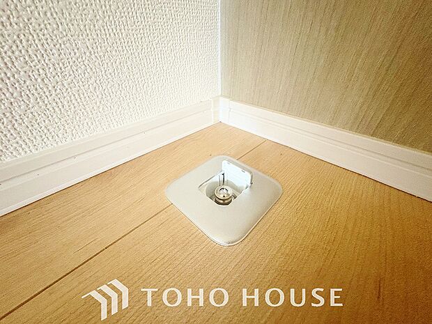 冬にはジワジワと温もりが広がるガスストーブをご利用頂ける様に、リビングにはガス栓も標準で設置。