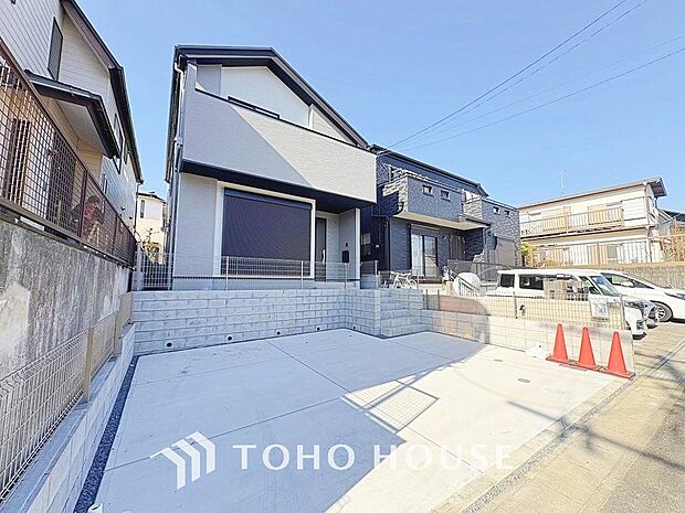 実際に生活する側に立って設計した工夫が要所要所に感じられるキメ細やかさがこの邸の魅力の一つです。