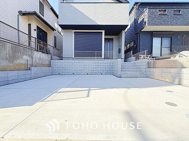 自転車やバイクなど、ゆとりのある敷地で置き場所に困ることはないでしょう。