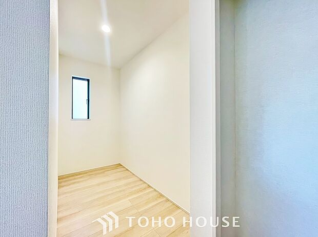 パントリーは食品庫として使われるほか、災害時の非常食の置き場所としても非常に便利です！