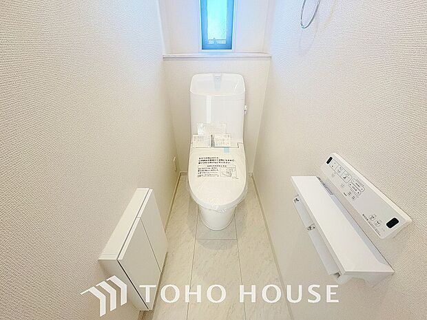 お掃除もラクラクな節水型トイレを設置