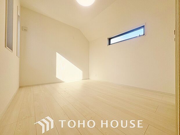 お家時間を穏やかに過ごせる寛ぎの空間です。居心地の良さを実感して頂けるお部屋となっております。