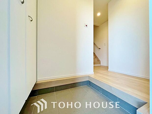 清潔感が溢れ、訪れる者すべてを「安らぎ」と「充実」で包み込みます。