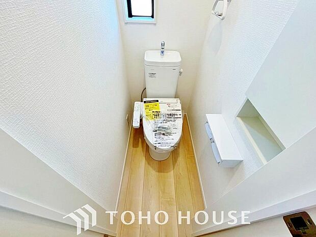 十分な広さと清潔感のあるカラーで纏まったお手洗い。時間に余裕とゆとりを持たせます。