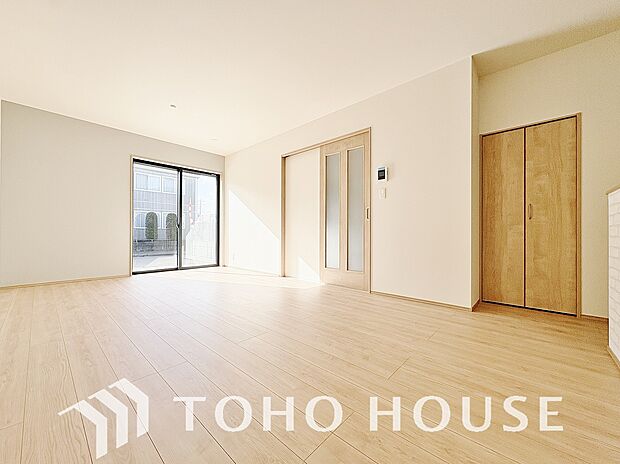 ここにはみんなが集い、食事と楽しい会話が始まる。そんな幸せを感じさせてくれる場所でありたい。